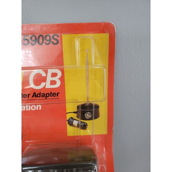 GE Help! Full Power Portable Emergency / Info CB Radio 40 Channel 2 Way CB Radio - Picture 3 of 6